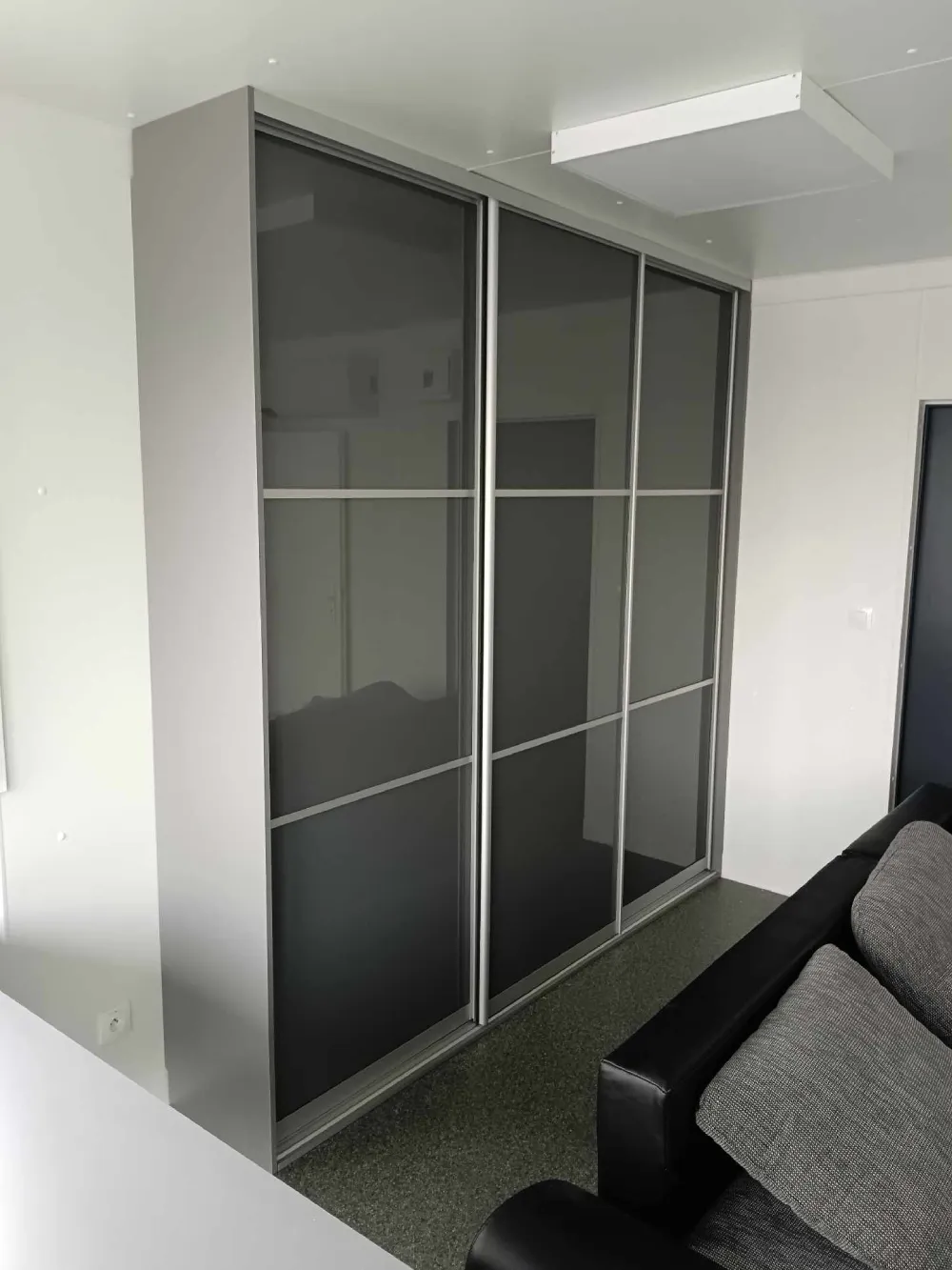 ONLINE-SKRINE.SK: Vstavané skrine na mieru s dopravou zadarmo